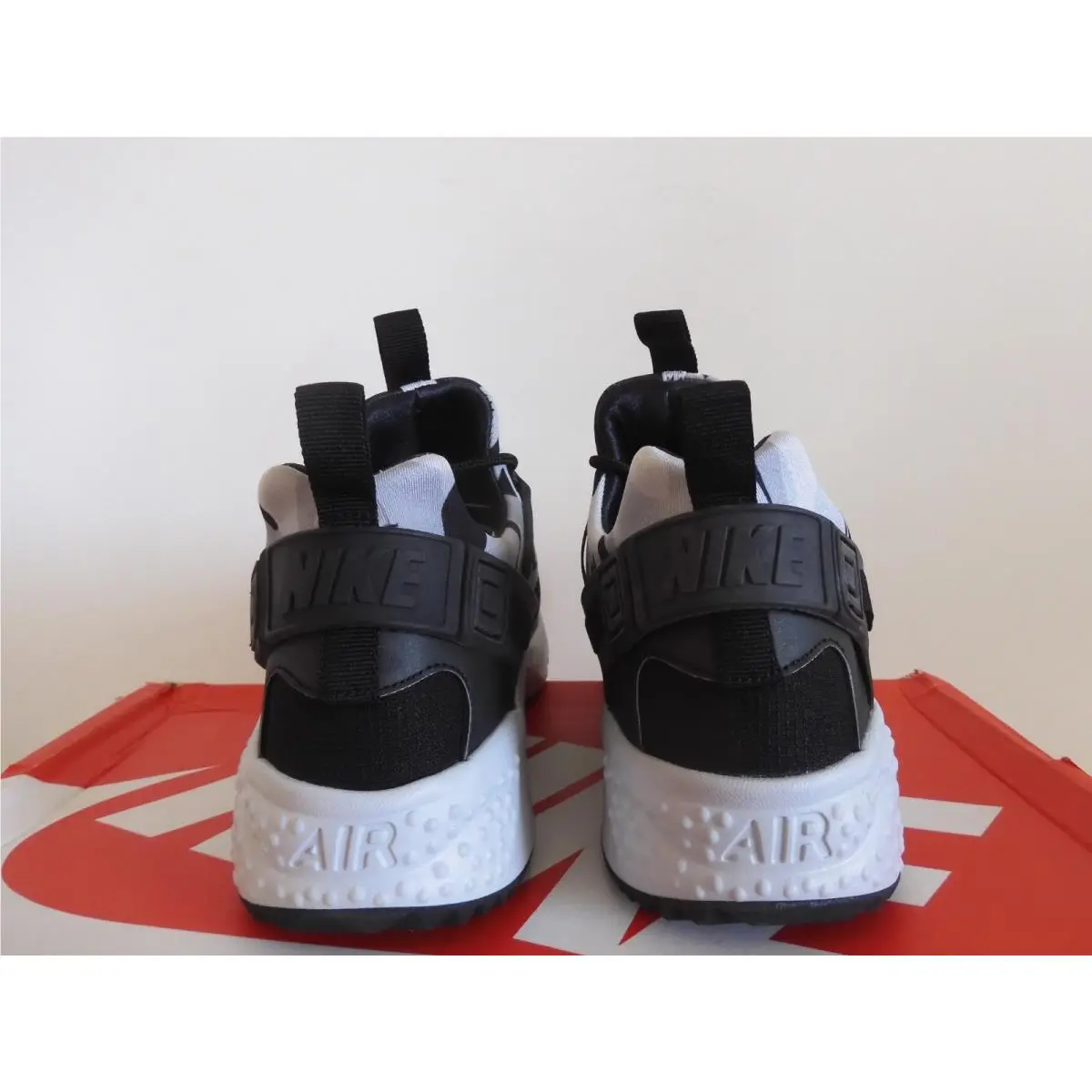Nike shoes - Nike Air Huarache - Air Huarache - 806807-001 - Gray (UPC: 888410035665) 3