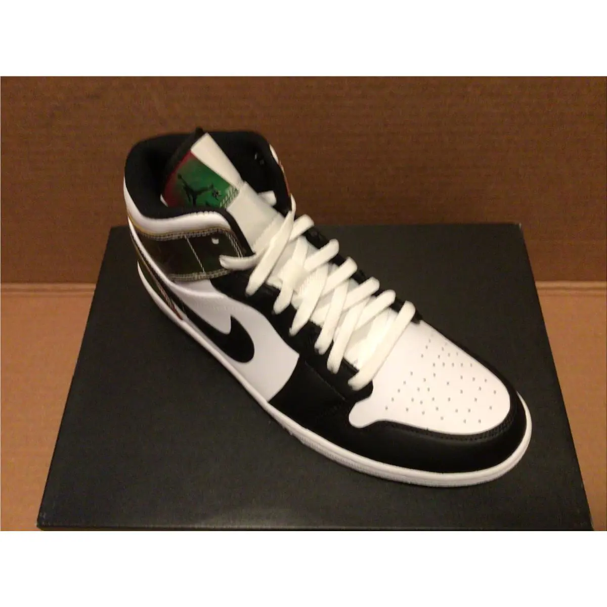 Nike shoes - Nike Air Jordan 1 - Air - White 4