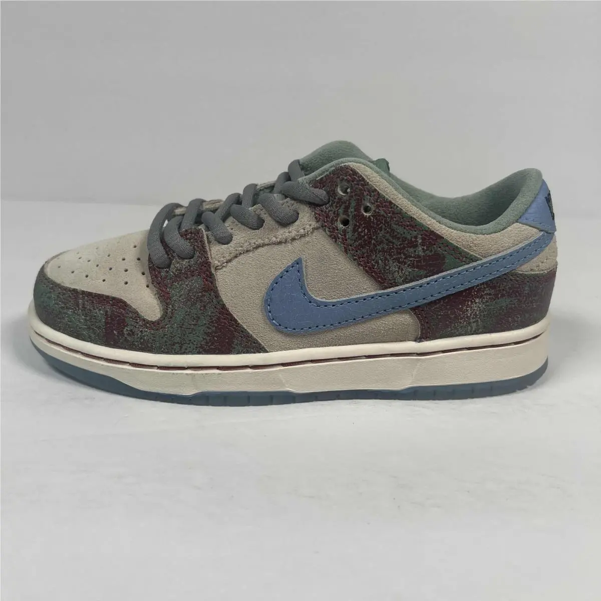 Nike shoes - Nike SB Dunk - Dunk - Multicolor (UPC: 196975794195) 1