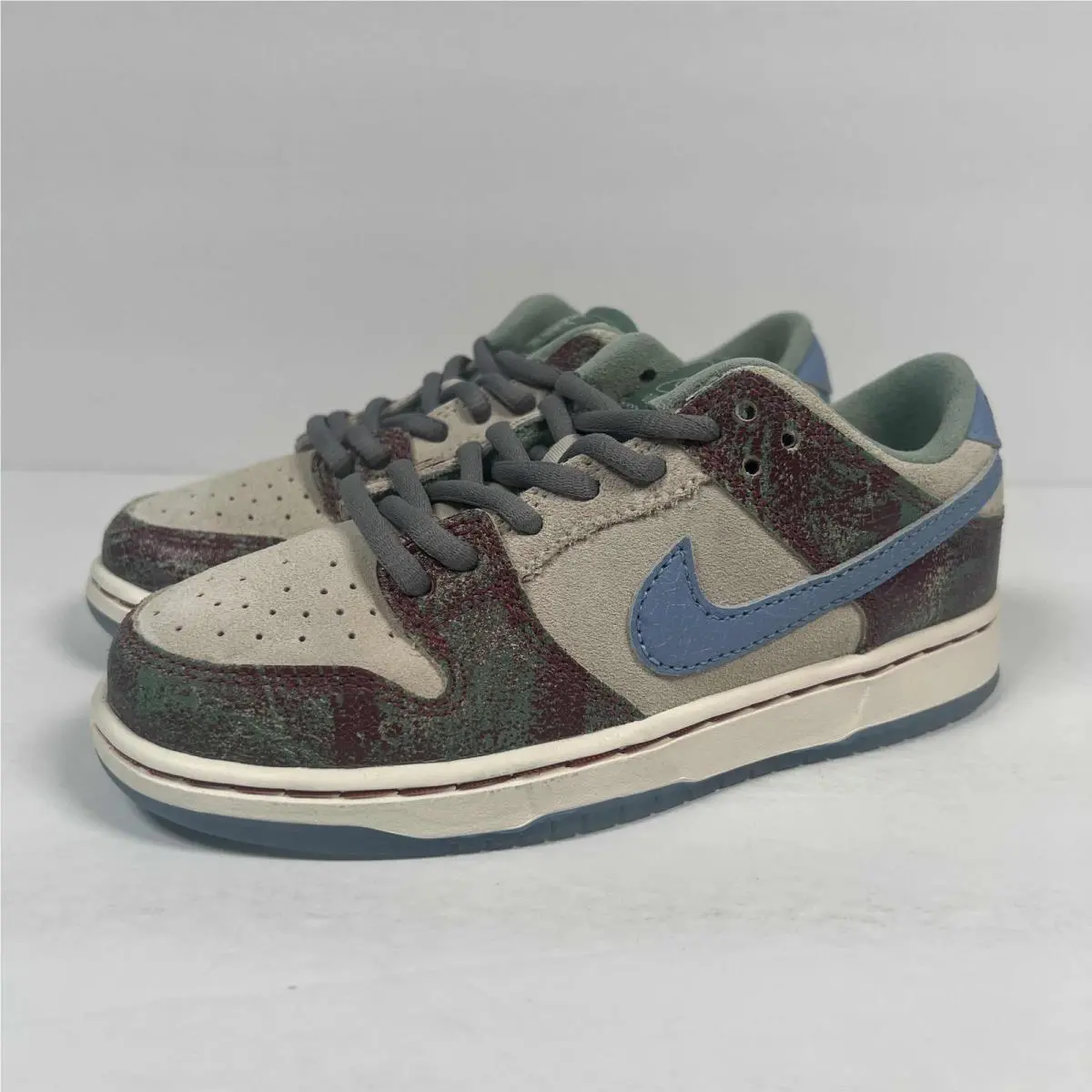 Nike shoes - Nike SB Dunk - Dunk - Multicolor (UPC: 196975794195) 3