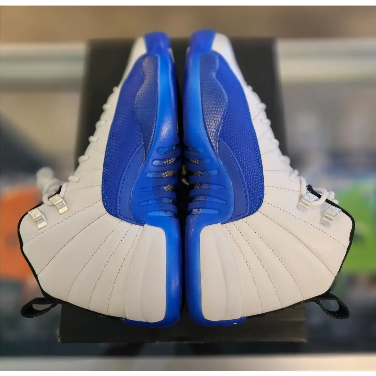 Nike shoes - Air Jordan 12 - Air - 153265-140 - White (UPC: 00197600884724) 5