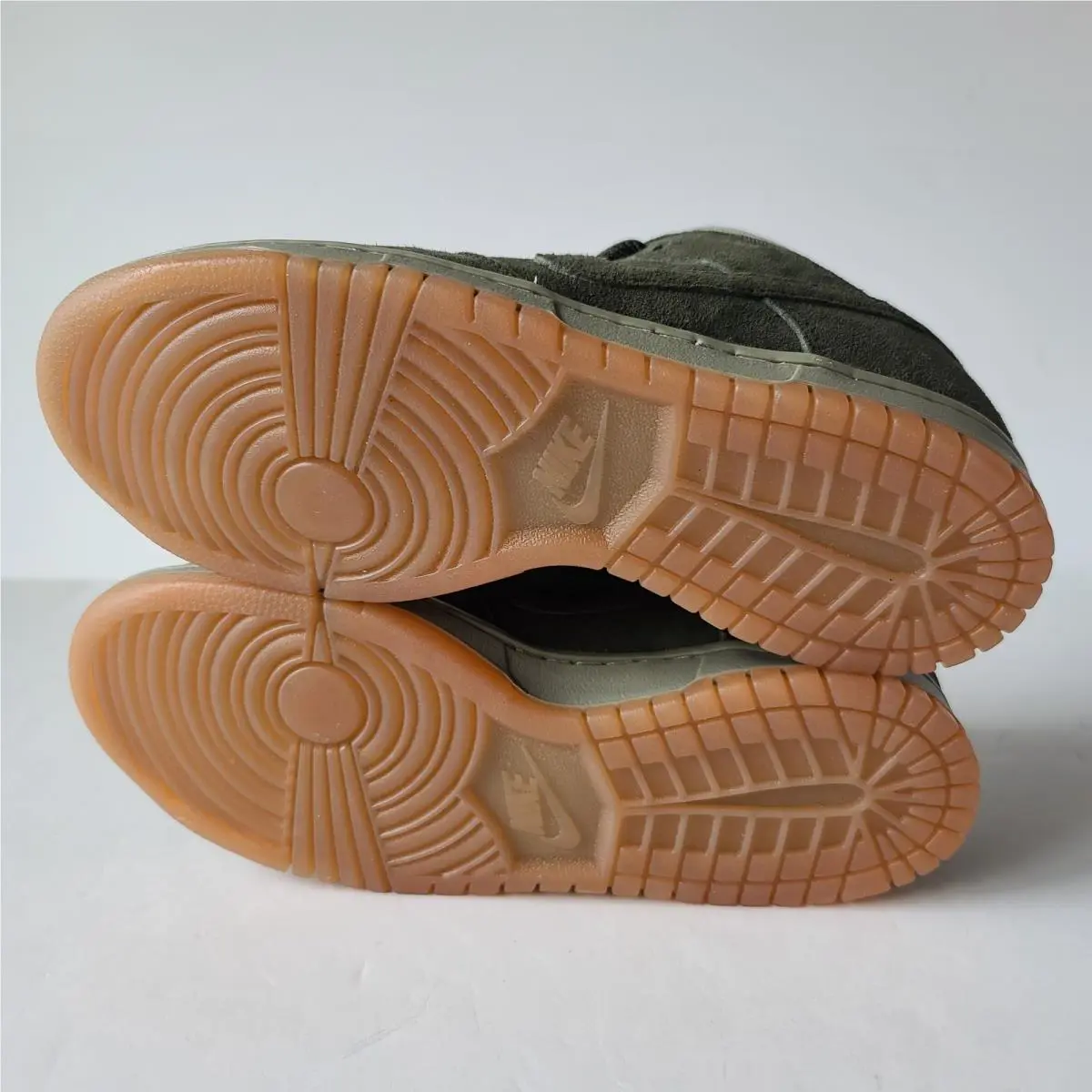 Nike shoes - Nike SB Dunk Low - Dunk Low - HJ0367-301 - Green (UPC: 00198480960829) 3