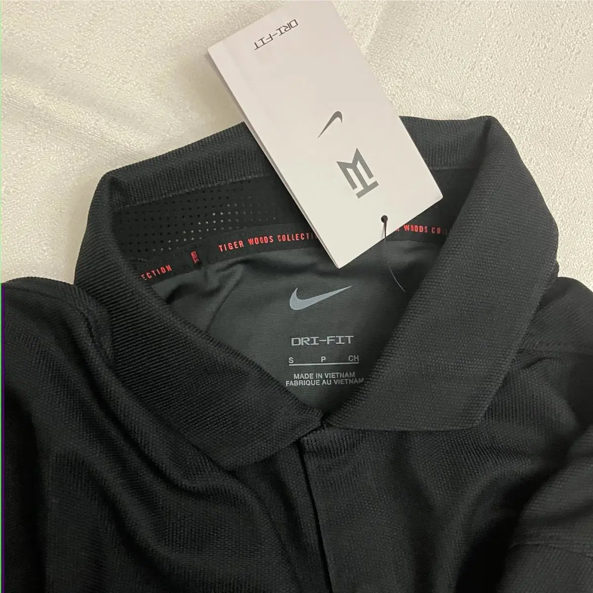 Nike clothing - Tiger Woods Dri Fit ADV Polo - Black 7