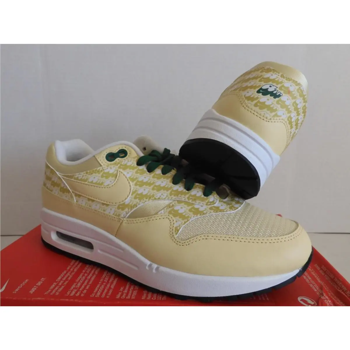 Nike shoes - Nike Air Max 1 - Air Max - Yellow (UPC: 194500268715) 1