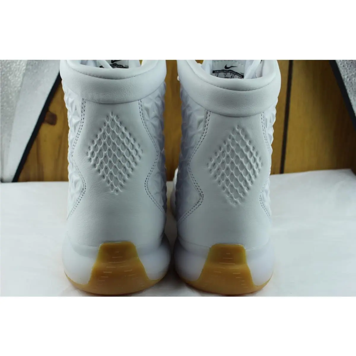Nike shoes - WHITE, METALLIC SILVER, BRIGHT CITRUS (UPC: 883412459471) 1