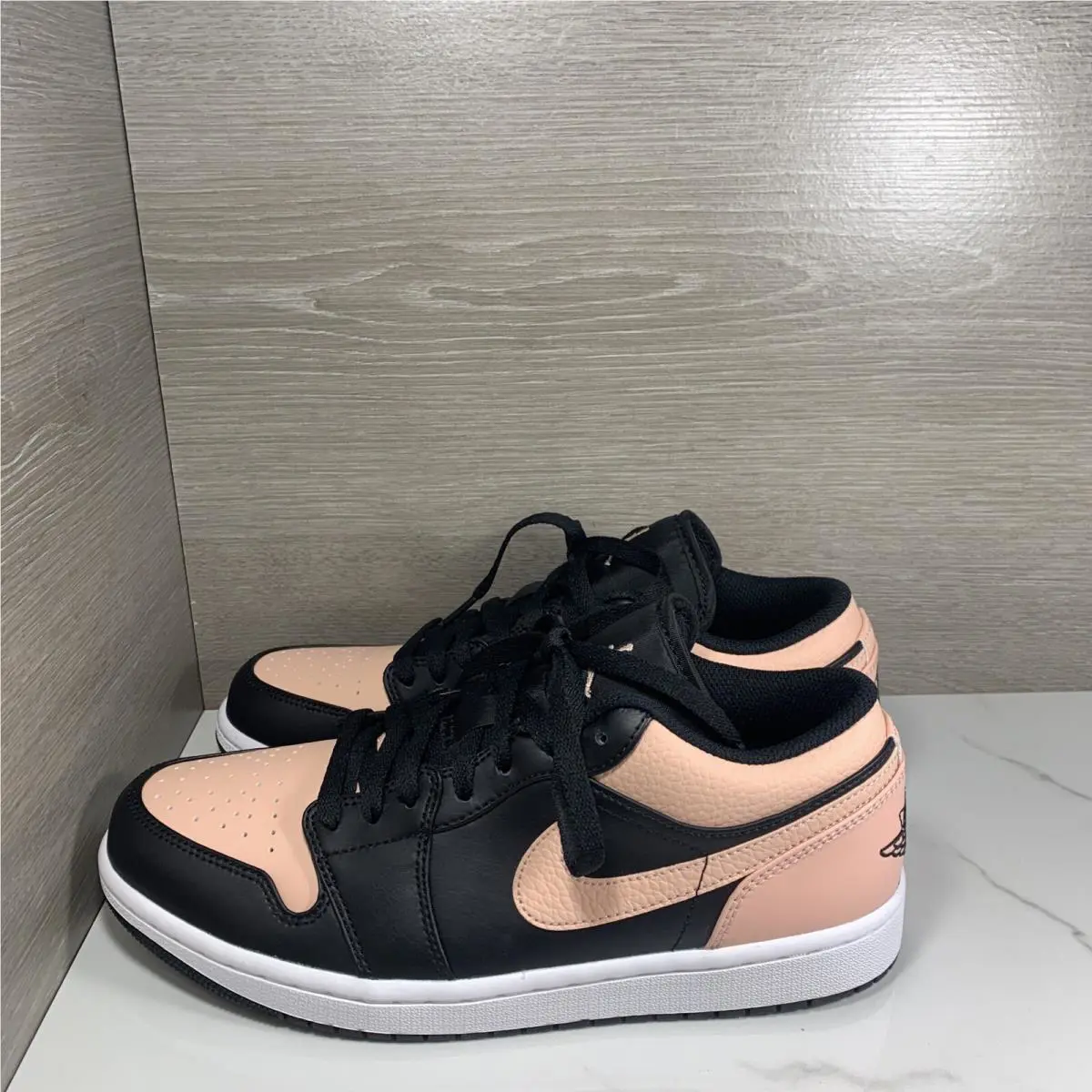 Nike shoes - Nike Air Jordan 1 - Air - Black 3