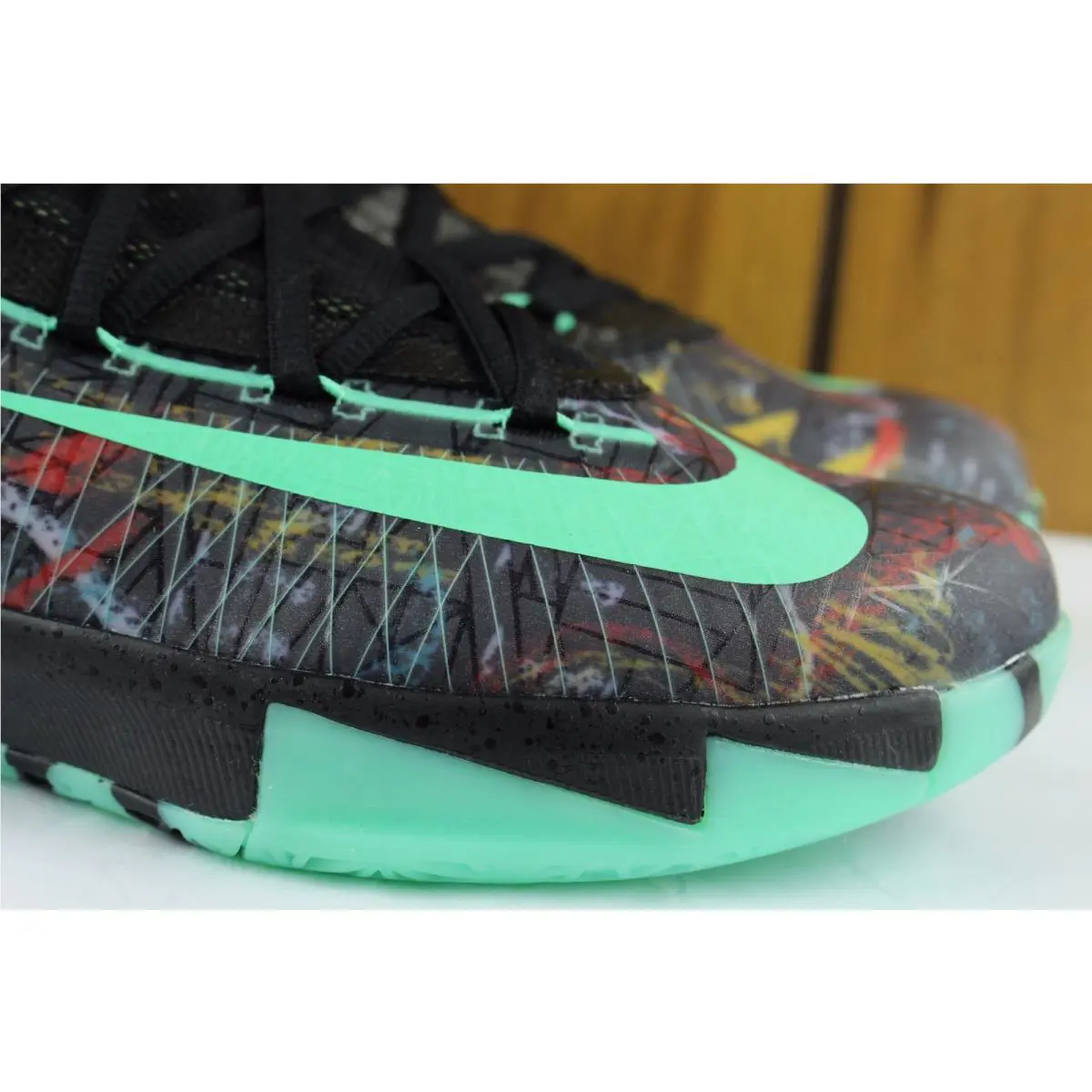Nike shoes - Multi-color/Green Glow/Black 1