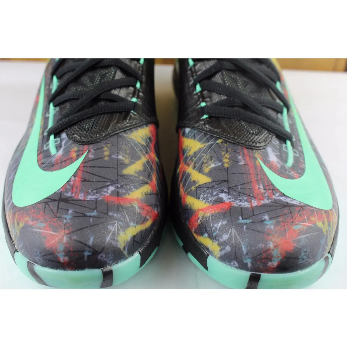 Nike shoes - Multi-color/Green Glow/Black 4