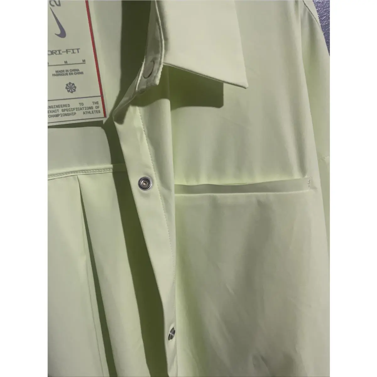 Nike clothing - Green / Yellow (UPC: 0197862290370) 2