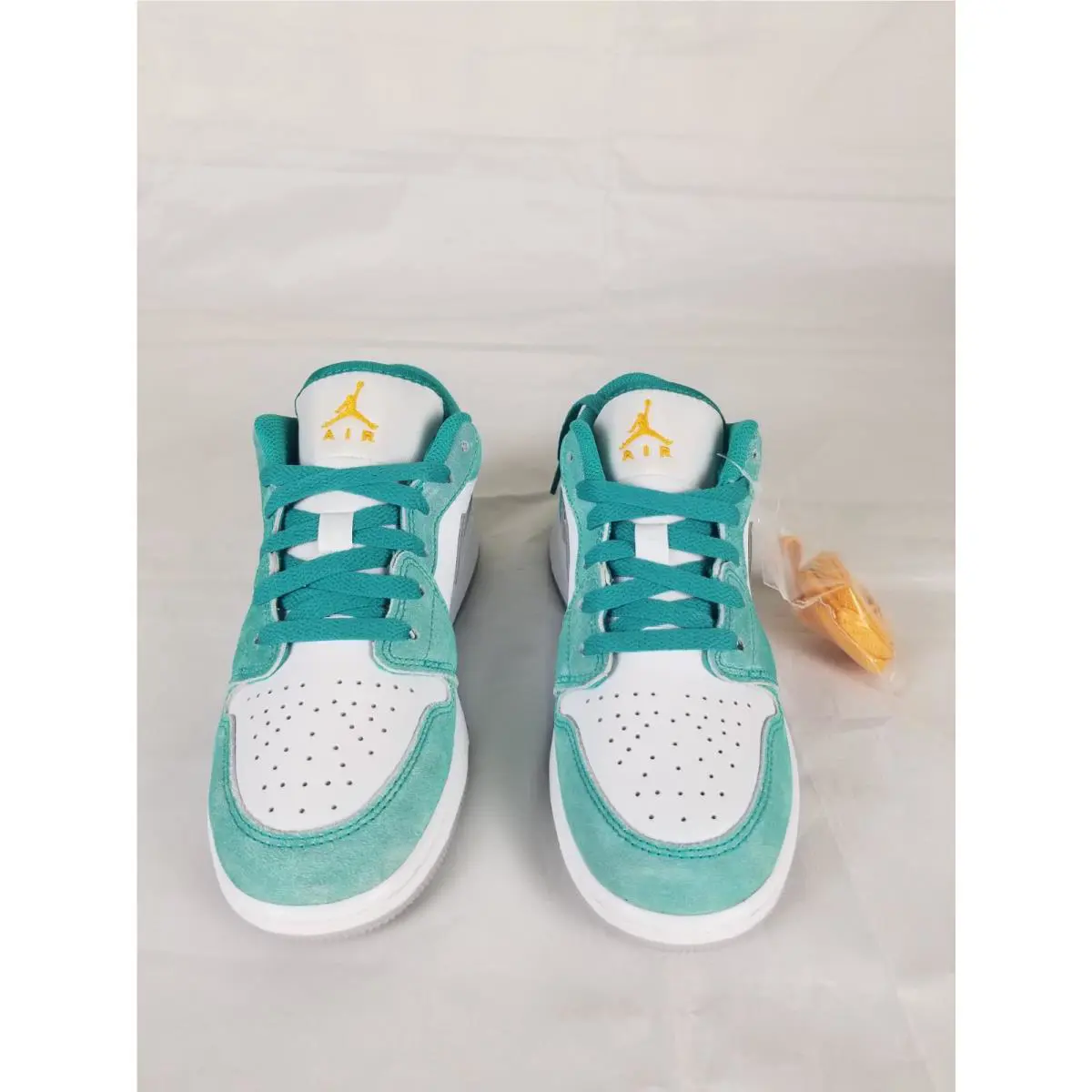 Nike shoes - Air Jordan 1 Low SE - Green 0