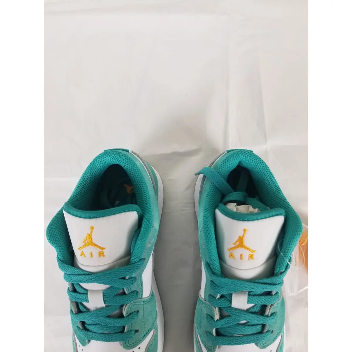 Nike shoes - Air Jordan 1 Low SE - Green 2