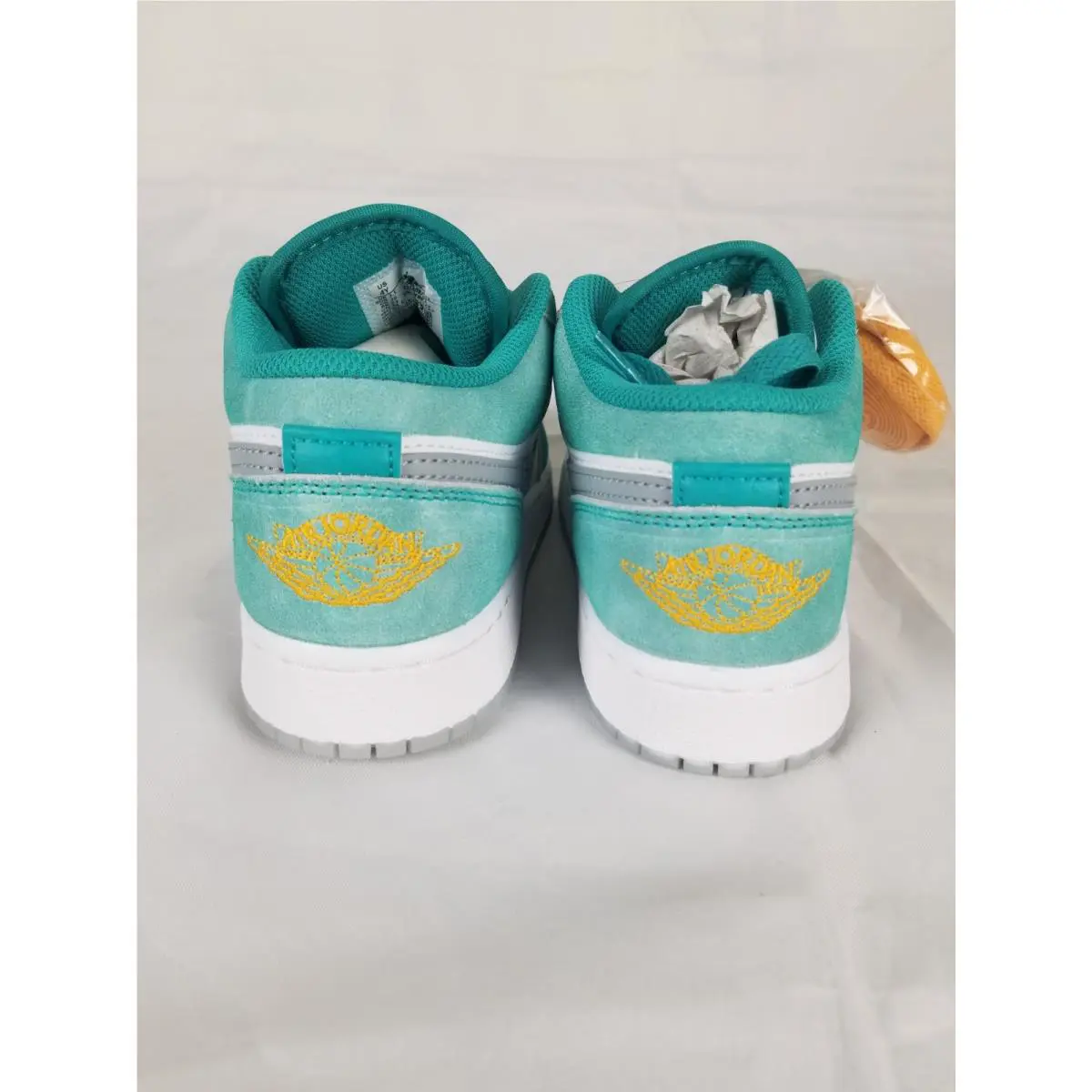 Nike shoes - Air Jordan 1 Low SE - Green 5