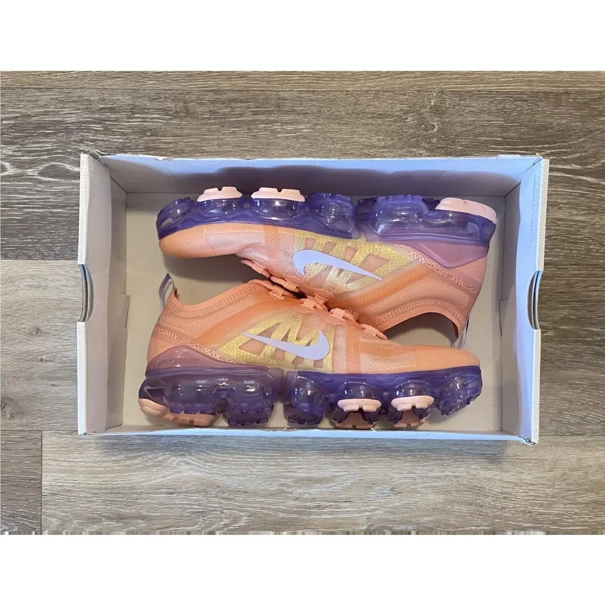 Nike Air Vapormax 2019 Bleached Coral Amethyst AR6632-603 Women`s 11.5 Men`s 10