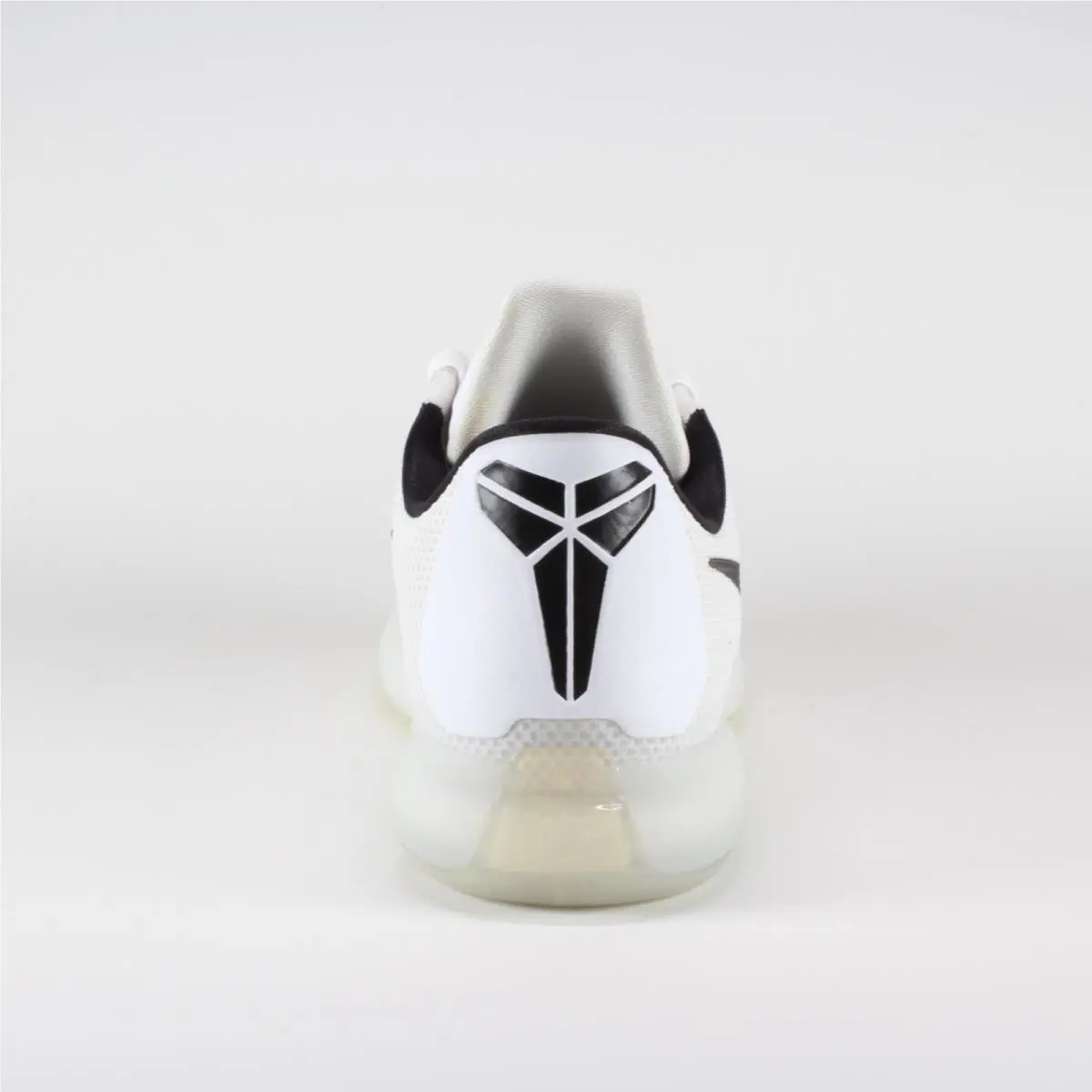 Nike shoes Kobe - White 8