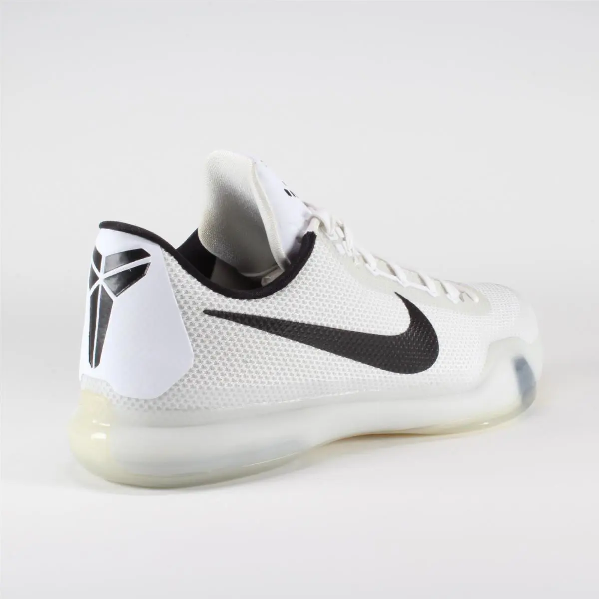 Nike shoes Kobe - White 9