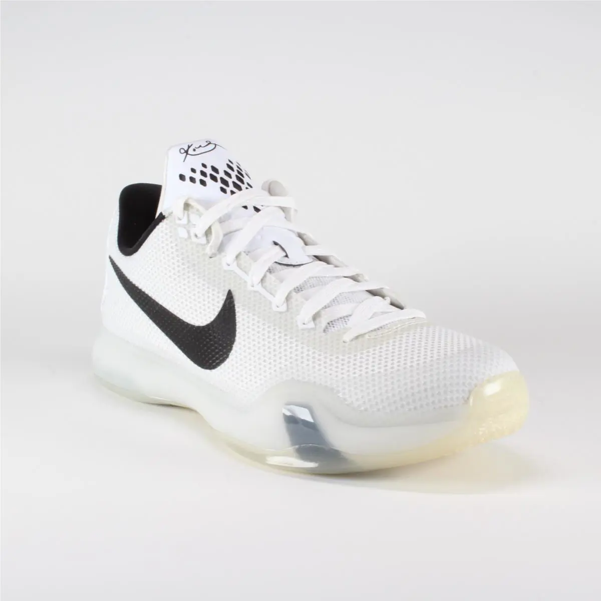 Nike shoes Kobe - White 3