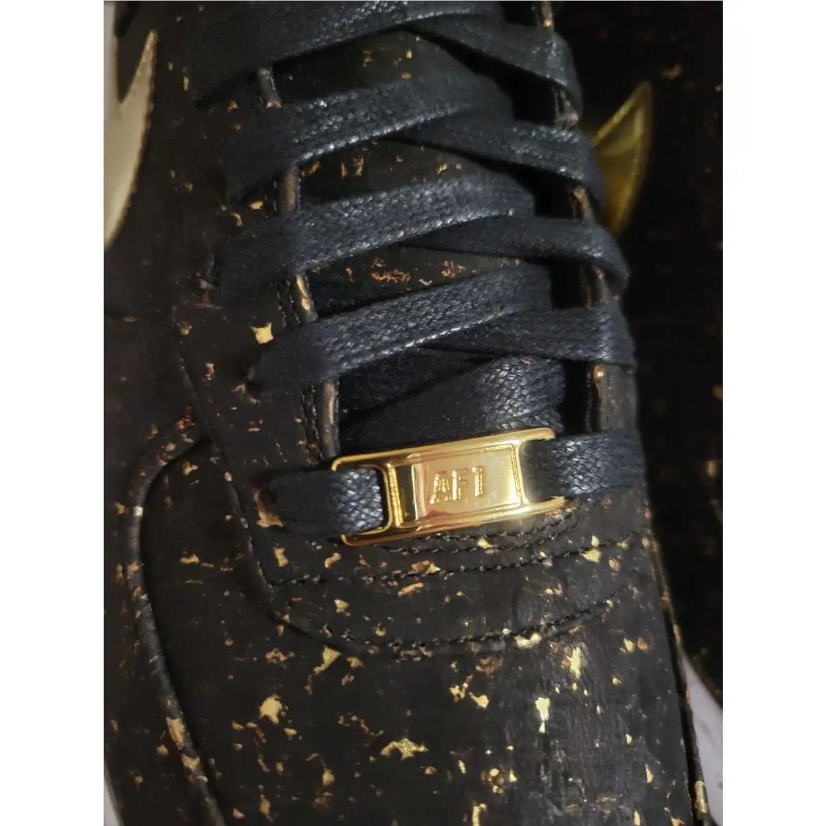 Nike shoes - Nike Air Force 1 High - Brown 1