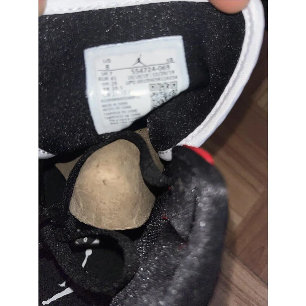 Nike shoes - Air Jordan 8 - Air - Red 2
