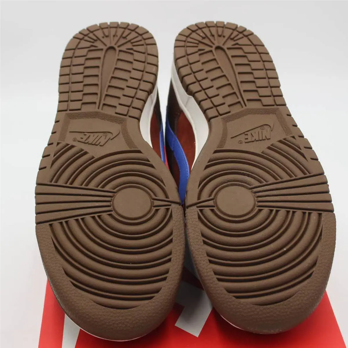 Nike shoes - Brown (UPC: 196152253866) 6