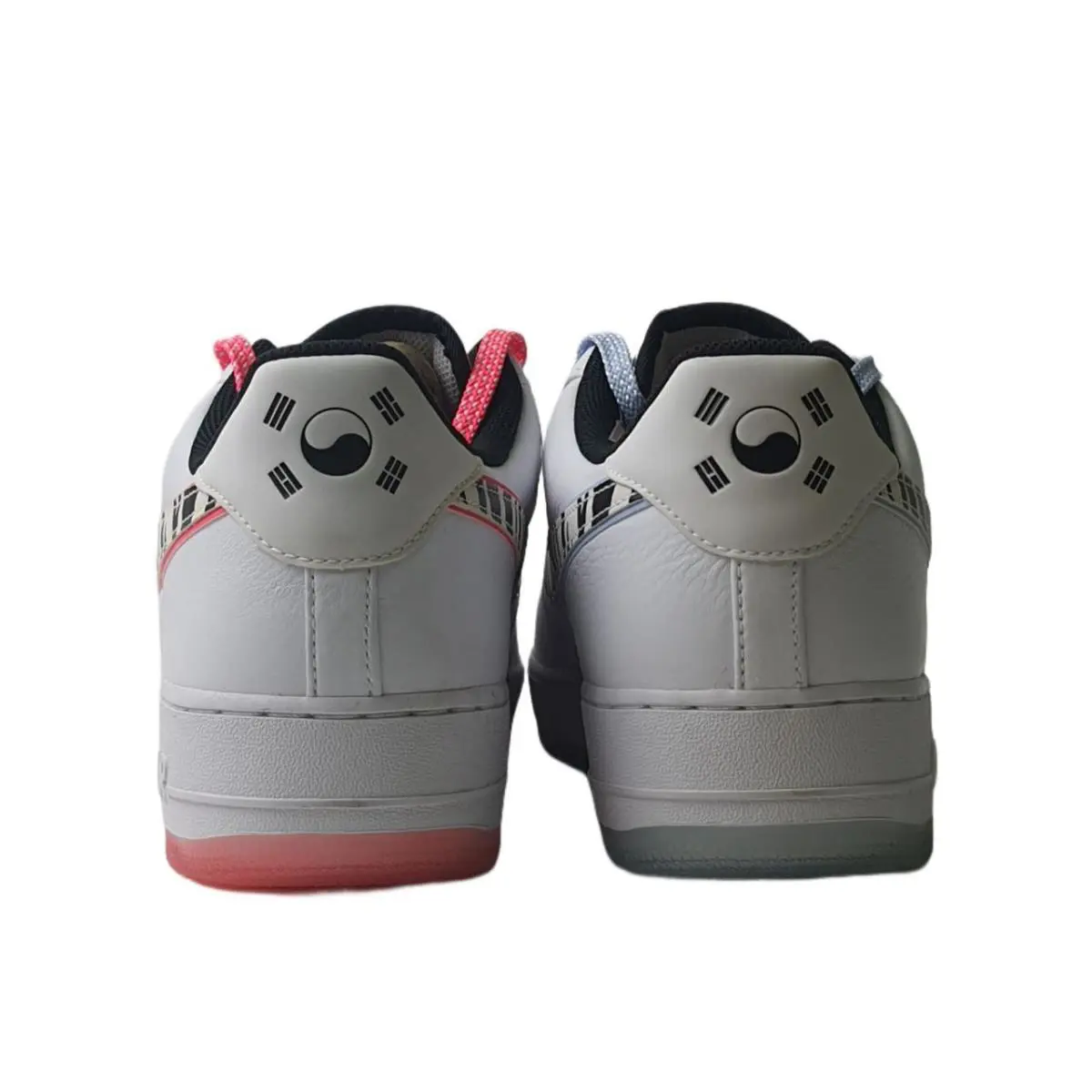 Nike shoes - CT2302 - CT2302 - White 1