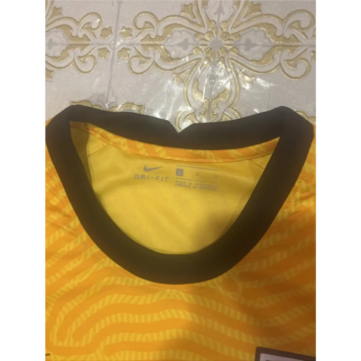 Nike clothing - Nike - CD8321-719 - Bright Gold / Yellow (UPC: 0193654181765) 11