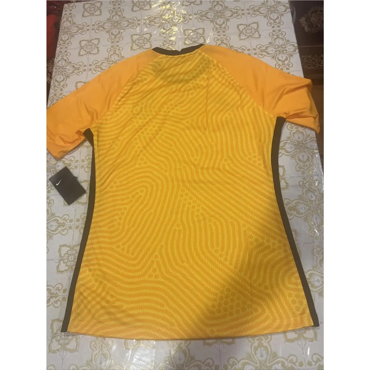 Nike clothing - Nike - CD8321-719 - Bright Gold / Yellow (UPC: 0193654181765) 13