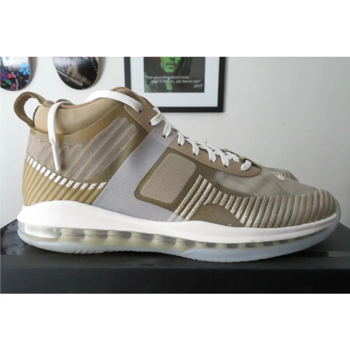 Nike shoes - Lebron x John Elliot - Lebron John Elliot - Parachute Beige 2