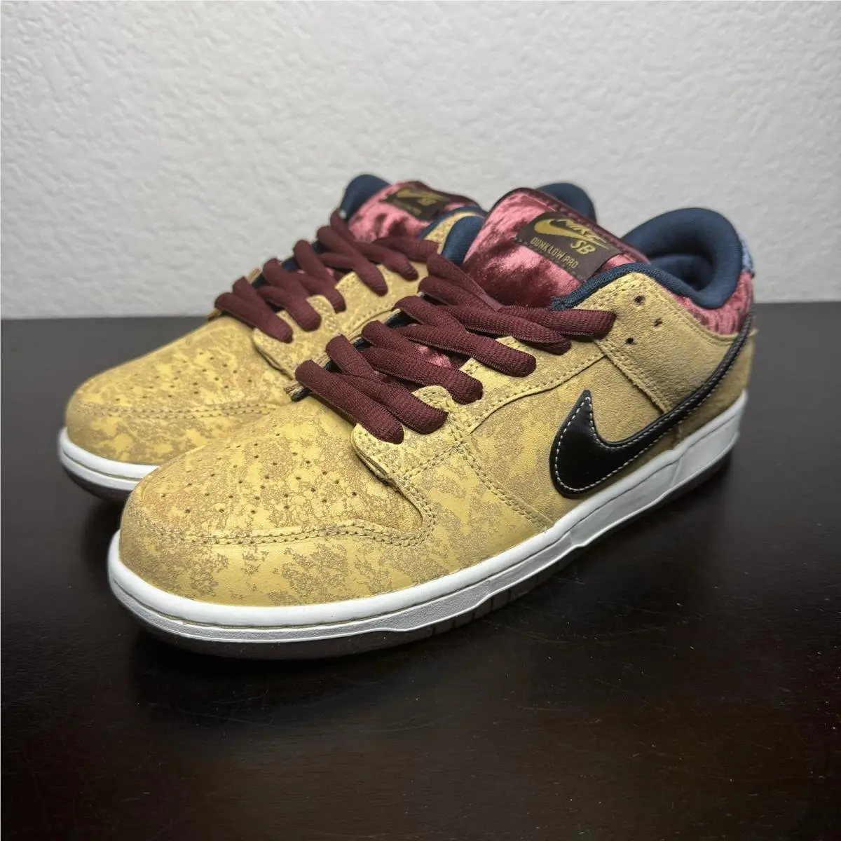 Nike shoes - Nike SB Dunk - Dunk - Celestrial Gold 3