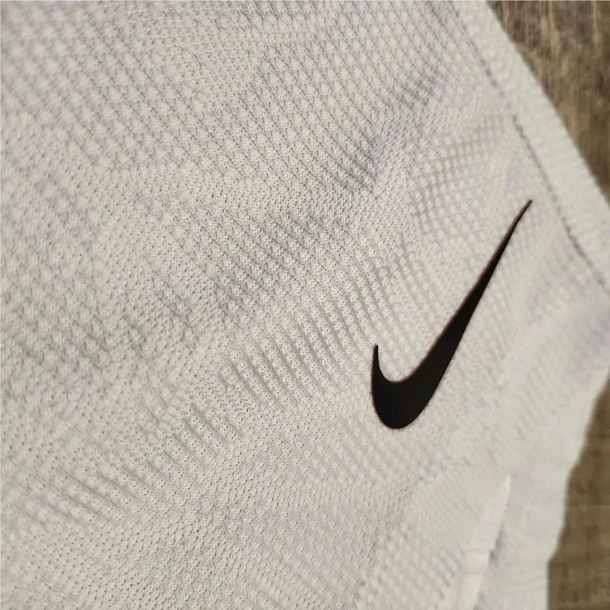Nike clothing - TIger Woods ADV First Major Win Anniversary Polo - Photon Dust White Black 6
