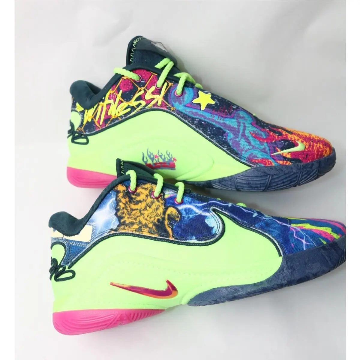 Nike shoes - Nike LeBron XXII 22 BW - HV8451-400 - Multicolor, code: Blustery / Fireberry-Ghost Green 10