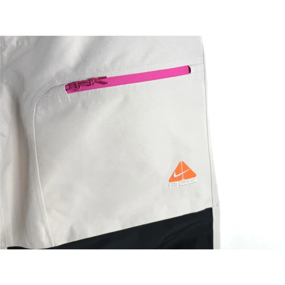 Nike clothing - Light Orewood Brown/Anthracite-Summit White (UPC: 0197600965867) 1