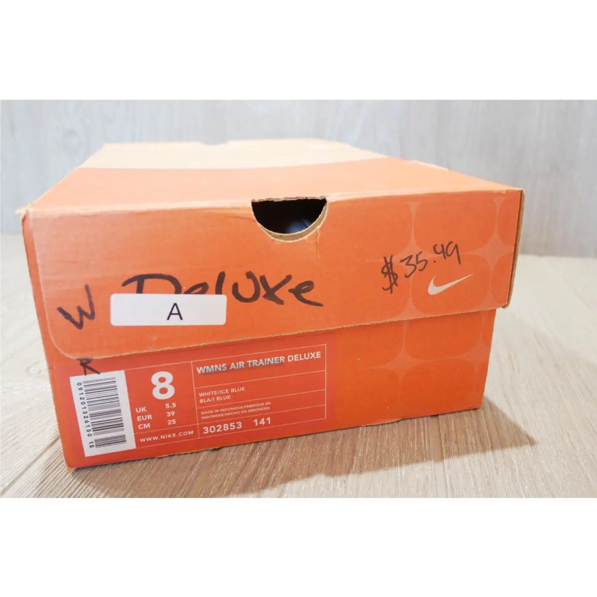 Nike shoes - White 5