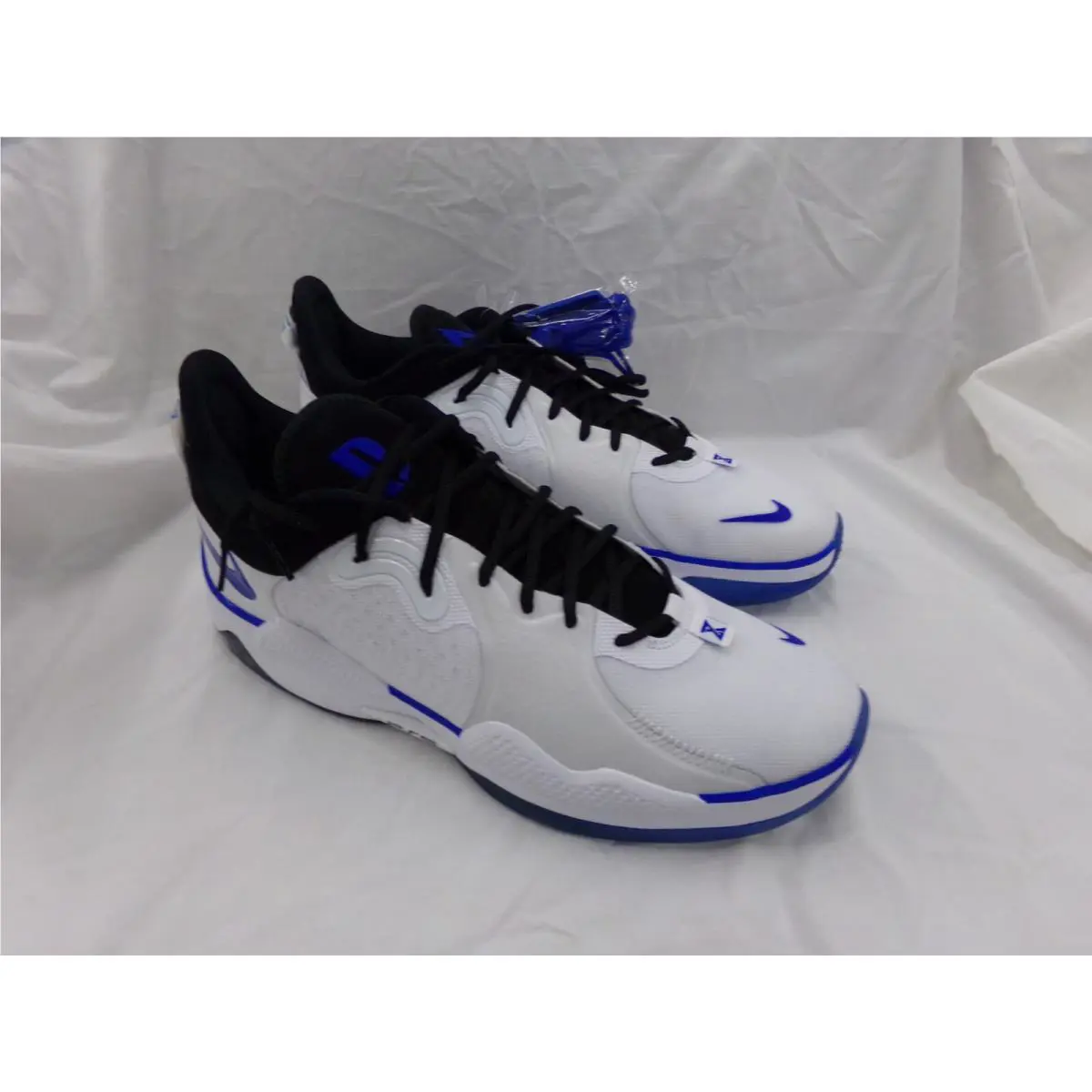 Nike shoes - PG 5 - White, Blue, Black 0