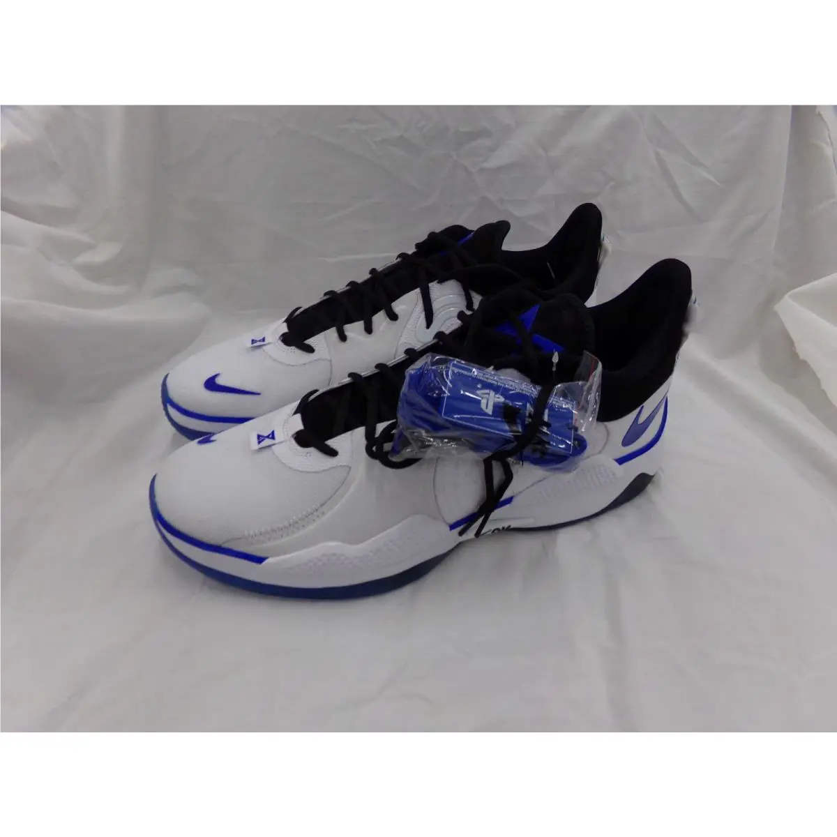 Nike shoes - PG 5 - White, Blue, Black 2