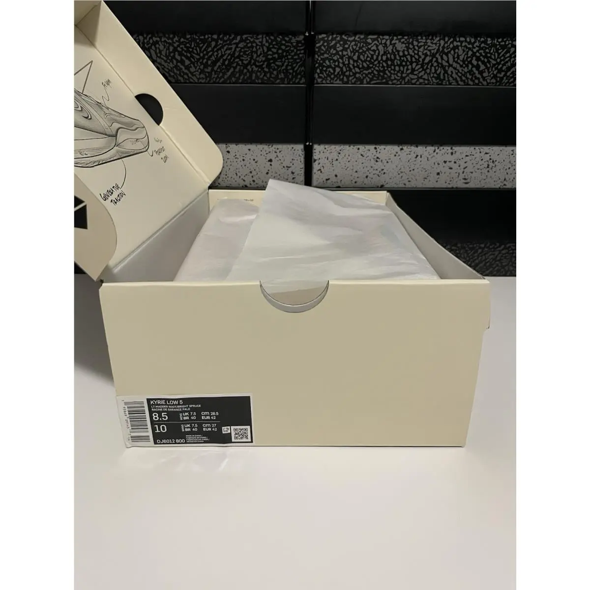 Nike shoes - Nike Kyrie Low 5 - Kyrie Low - DJ6012-800 - LT Madder Root/Bright Spruce (UPC: 0195869091457) 4
