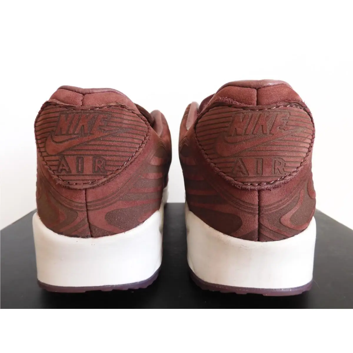 Nike shoes - Nike Air Max 90 - Air Max - Brown (UPC: 195244308743) 2