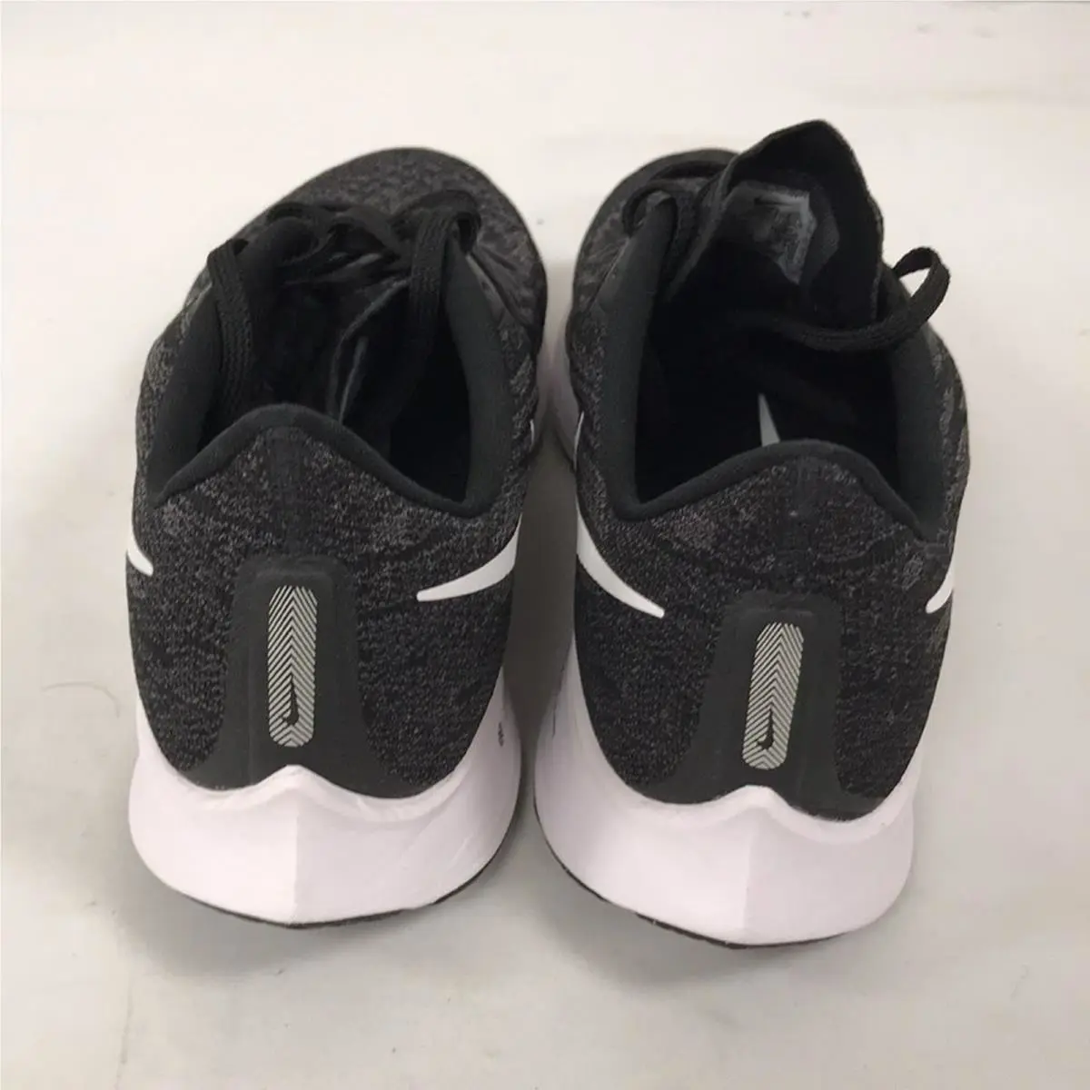 Nike shoes - Black 2