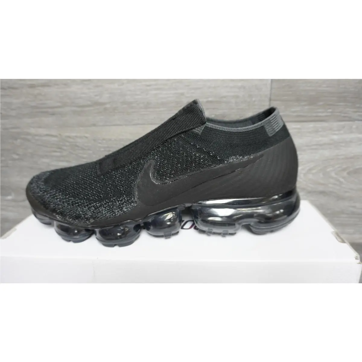 Nike shoes - Nike Air VaporMax Flyknit - Air VaporMax Flyknit - AQ0581-001 - Black 1