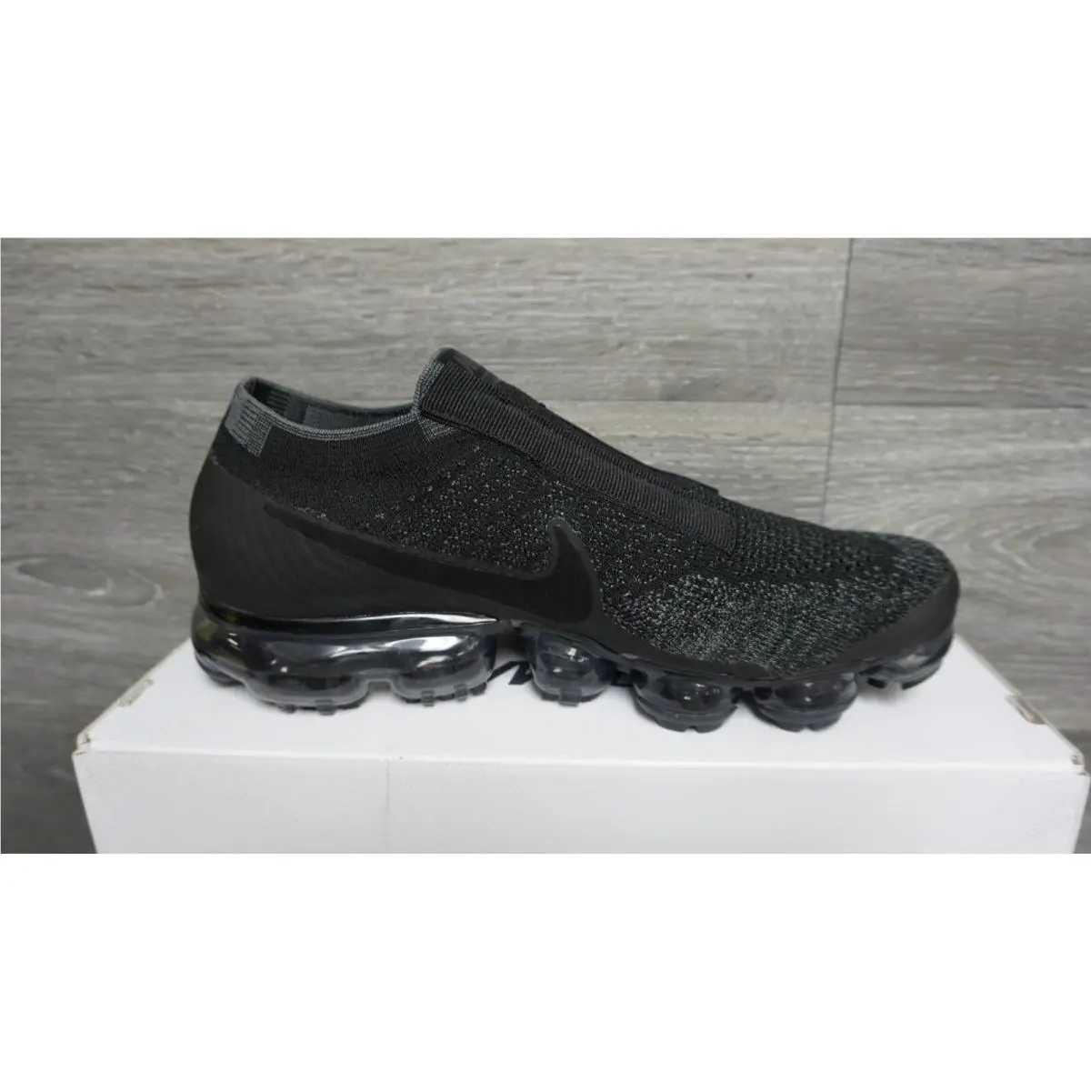 Nike shoes - Nike Air VaporMax Flyknit - Air VaporMax Flyknit - AQ0581-001 - Black 2