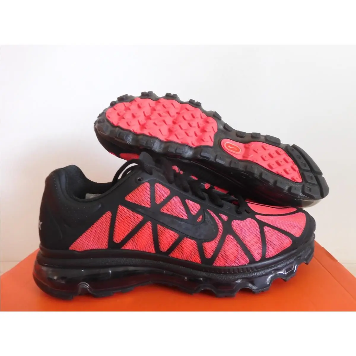 Nike Air Max + 2011 Black-cherry Red Womens Sz 8.5 429890-065