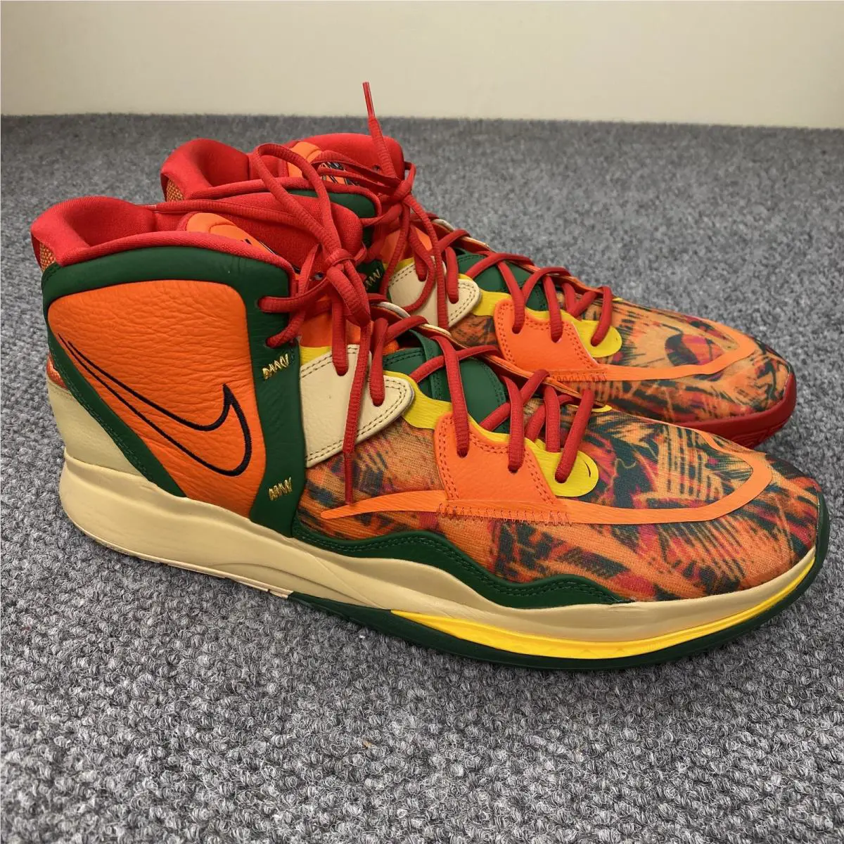 Nike Kyrie Infinity Shoes Mens Size 17 `1 World 1 People` Basketball Sneakers