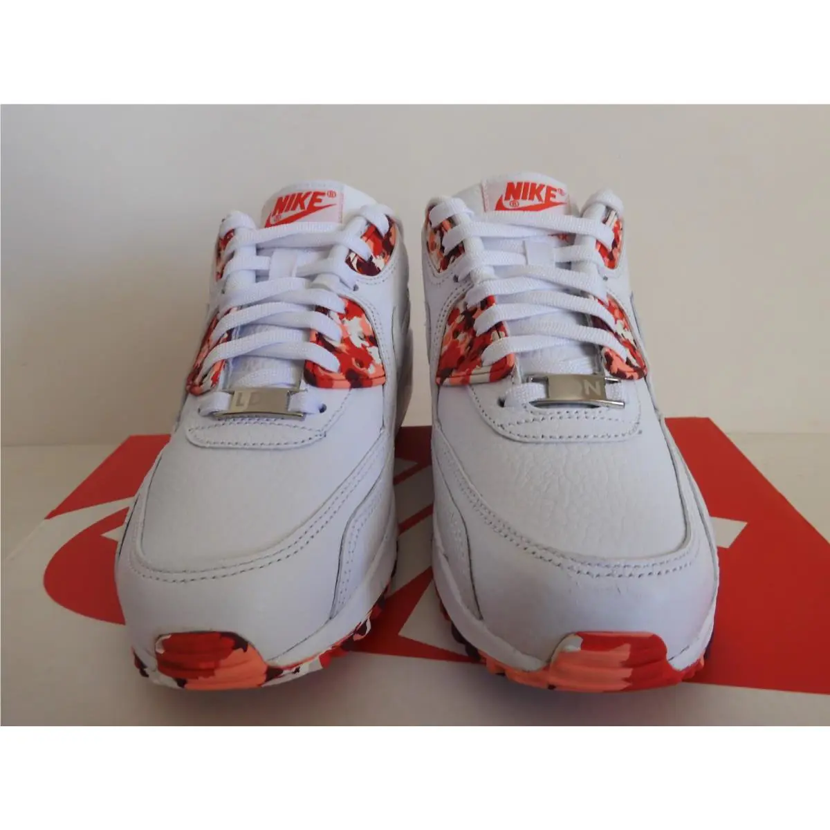Nike shoes - Nike Air Max 90 - Air Max - 813150-100 - White (UPC: 00885179544964) 1