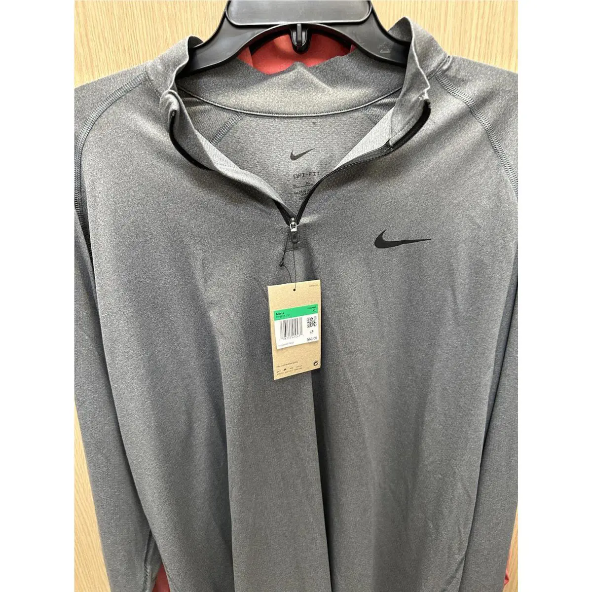 Nike clothing - na - Red and gray (UPC: 0196155410488) 1