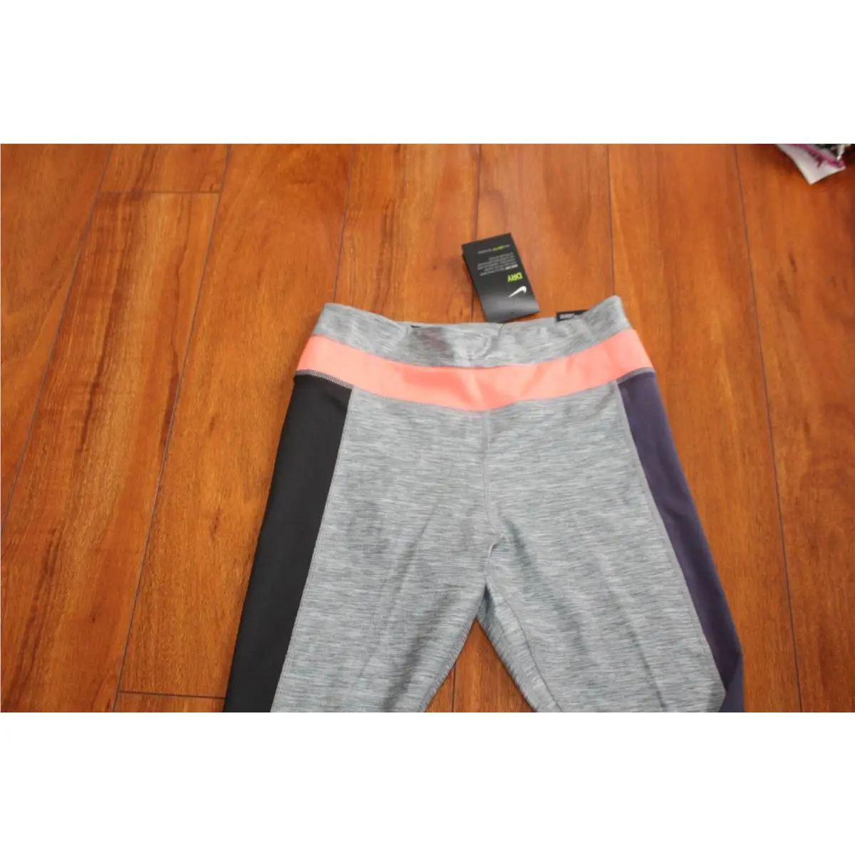 Nike clothing - Multicolor (UPC: 194502078459) 2