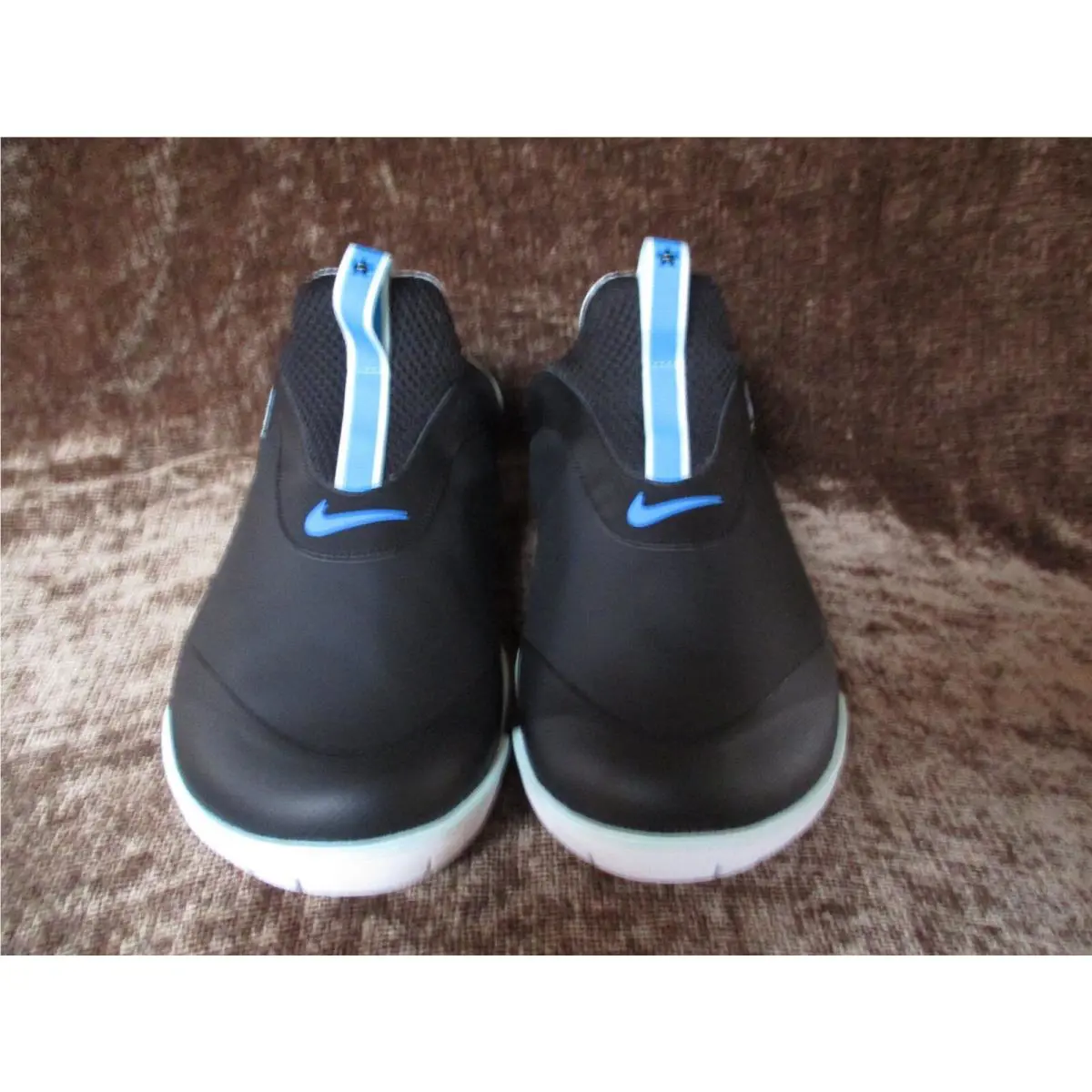 Nike shoes - Black 3