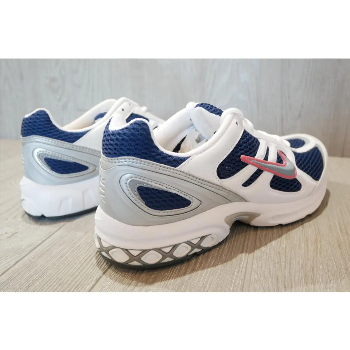 Nike shoes - Multicolor 2