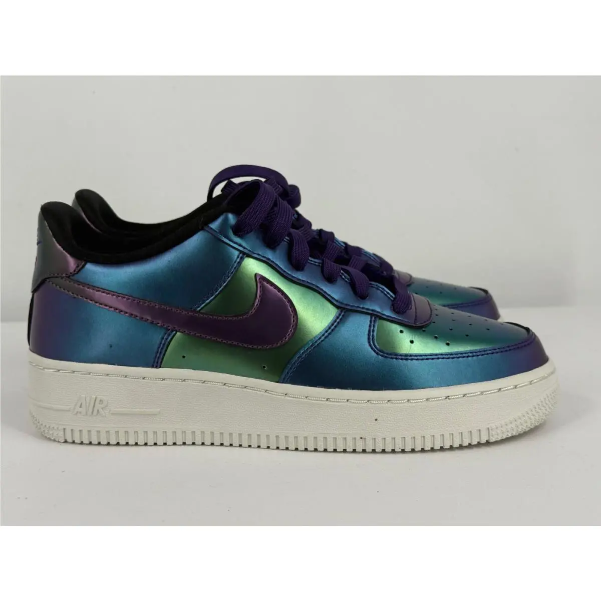 Nike shoes - Nike Air Force 1 Low LV8 GS - Purple/Green 9