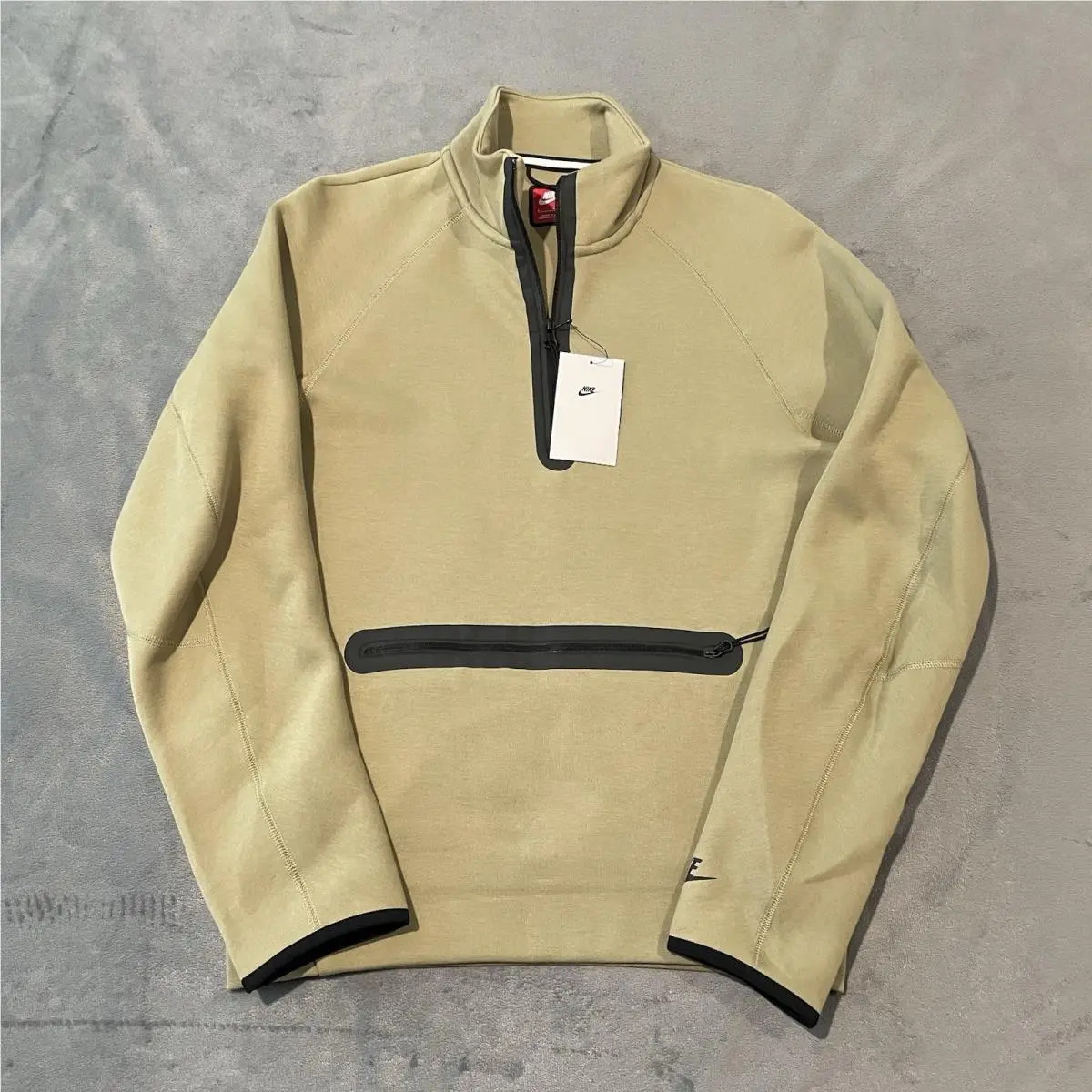 Nike Sporstwear Sweater Mens Small Olive Tech Fleece 1/2 Zip Sweatshirt