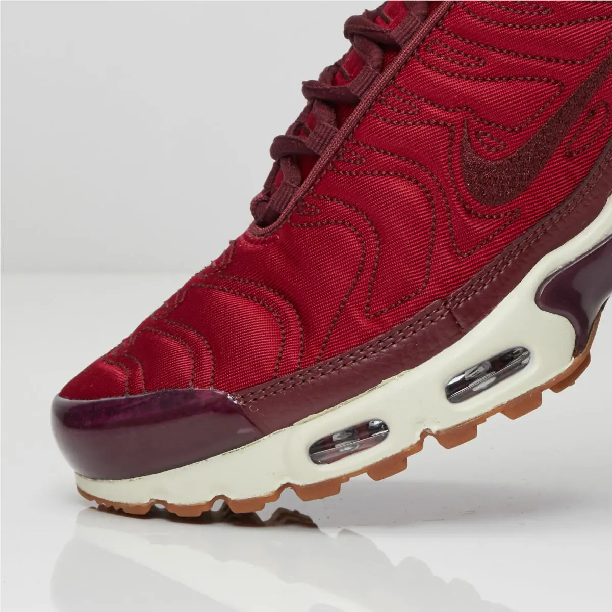 Nike shoes - Nike Air Max Plus - Air Max Plus - 848891-600 - Night Maroon 3