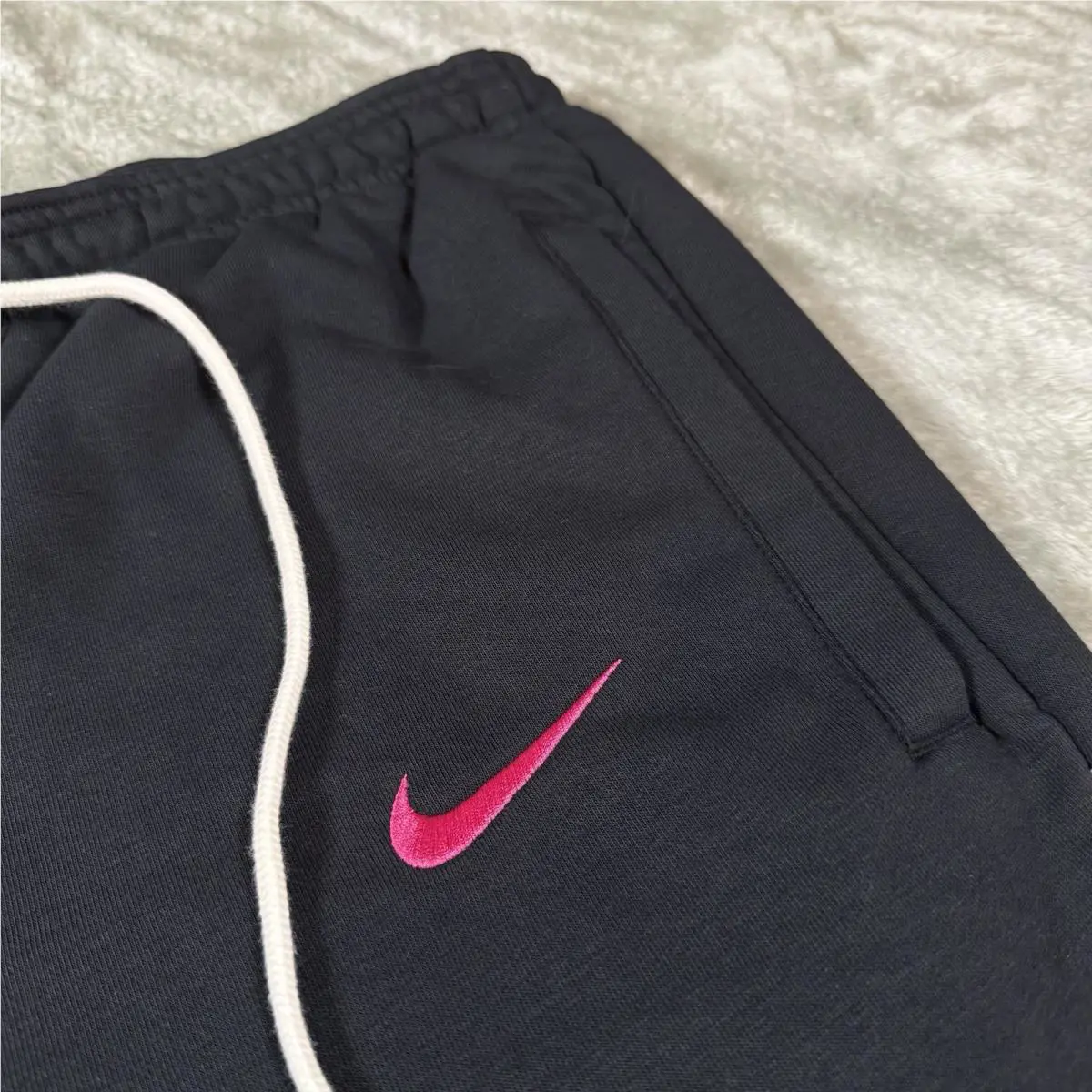 Nike clothing - FZ4171010 - FZ4171010 - Black 3